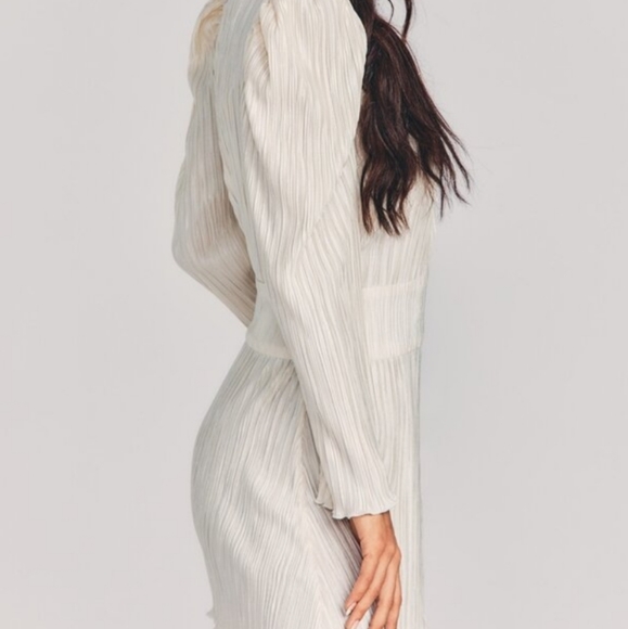 NWT Love Shack Fancy Mini Cream Carleen Dress Size 6 - Picture 11 of 11